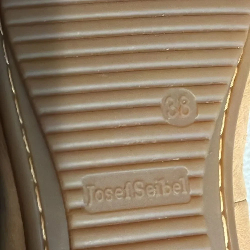 Josef Seibel very good